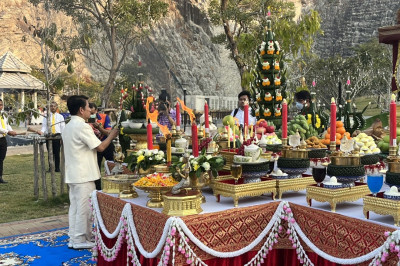 ร่วมพิธีเจริญพระพุทธมนต์มหาสมัยสูตร พารามิเตอร์รูปภาพ 1