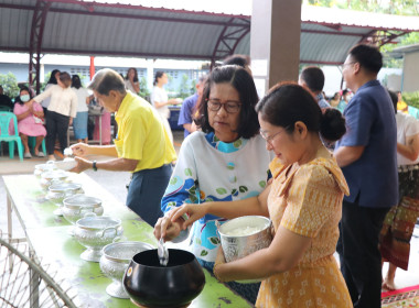 ทำบุญสำนักงานสหกรณ์จังหวัดสุพรรณบุรี ... พารามิเตอร์รูปภาพ 22