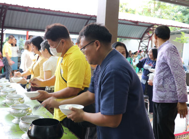 ทำบุญสำนักงานสหกรณ์จังหวัดสุพรรณบุรี ... พารามิเตอร์รูปภาพ 25