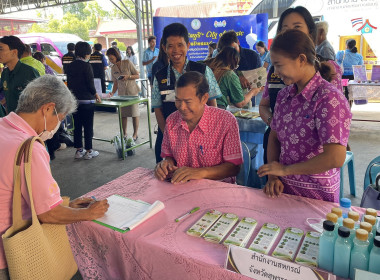 ร่วมจัดนิทรรศการโครงการปฏิบัติราชการเพื่อให้บริการประชาชน ... พารามิเตอร์รูปภาพ 8