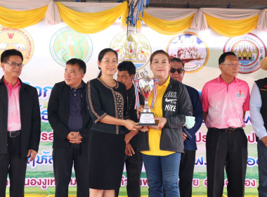 ร่วมพิธีเปิดกิจกรรมการประกวดกระบือ ... พารามิเตอร์รูปภาพ 15