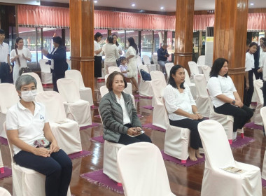 ร่วมพิธีเจริญพระพุทธมนต์ เจริญจิตตภาวนาถวายพระพรชัยมงคล พารามิเตอร์รูปภาพ 3