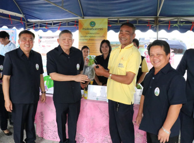 ร่วมเป็นเกียรติในพิธีเปิดและร่วมจัดนิทรรศการโครงการคลินิกเกษตรเคลื่อนที่ฯ ... พารามิเตอร์รูปภาพ 13