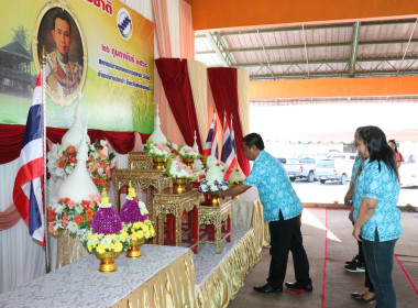 พิธีวางพานพุ่มดอกไม้สักการะพระราชวรวงศ์เธอ ... พารามิเตอร์รูปภาพ 14