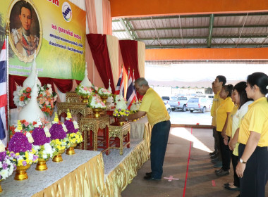 พิธีวางพานพุ่มดอกไม้สักการะพระราชวรวงศ์เธอ ... พารามิเตอร์รูปภาพ 23