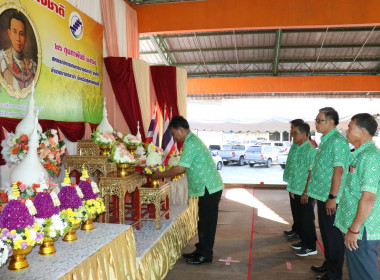 พิธีวางพานพุ่มดอกไม้สักการะพระราชวรวงศ์เธอ ... พารามิเตอร์รูปภาพ 24