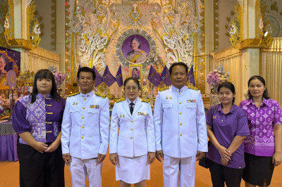 ร่วมพิธีทอดผ้าป่าสมทบกองทุนพัฒนาเด็กชนบทในพระราชูปถัมภ์ฯ พารามิเตอร์รูปภาพ 1