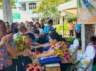 ร่วมพิธีสืบสานอนุรักษ์ขนบธรรมเนียมประเพณีอันดีงามเนื่องในเทศกาลสงกรานต์ ประจำปี 2568 ... พารามิเตอร์รูปภาพ 6