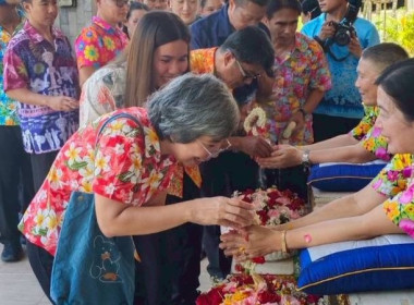 ร่วมพิธีสืบสานอนุรักษ์ขนบธรรมเนียมประเพณีอันดีงามเนื่องในเทศกาลสงกรานต์ ประจำปี 2568 ... พารามิเตอร์รูปภาพ 7