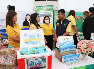 รัฐมนตรีช่วยว่าการกระทรวงเกษตรและสหกรณ์เปิดโครงการจัดงานถ่ายทอดเทคโนโลยี (Field Day) ... พารามิเตอร์รูปภาพ 32
