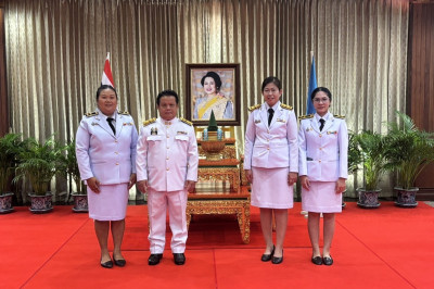 ร่วมพิธีเจริญพระพุทธมนต์เฉลิมพระเกียรติสมเด็จพระนางเจ้าสิริกิติ์ พระบรมราชินีนาถ พระบรมราชชนนีพันปีหลวง ... พารามิเตอร์รูปภาพ 1