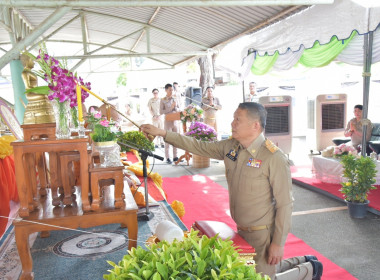 ร่วมพิธีวางพวงมาลา ... พารามิเตอร์รูปภาพ 1
