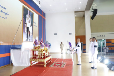 ร่วมพิธีวางพวงมาลาถวายราชสักการะพระบาทสมเด็จพระมงกุฎเกล้าเจ้าอยู่หัว ... พารามิเตอร์รูปภาพ 1