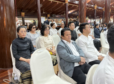 ร่วมกิจกรรม “ผู้ว่าพาตักบาตร สืบสานพระพุทธศาสนา รักษาศีล 5 ... พารามิเตอร์รูปภาพ 4