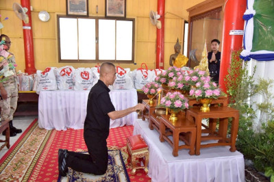 ร่วมจัดนิทรรศการโครงการสุพรรณบุรีรวมใจ บริการเคลื่อนที่ ... พารามิเตอร์รูปภาพ 1