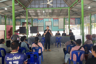 ร่วมประชุมกลุ่มสมาชิกของสหกรณ์การเกษตรดอนเจดีย์ จำกัด พารามิเตอร์รูปภาพ 1