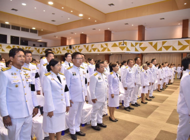 ร่วมพิธีถวายเครื่องราชสักการะและวางพานพุ่ม ... พารามิเตอร์รูปภาพ 2