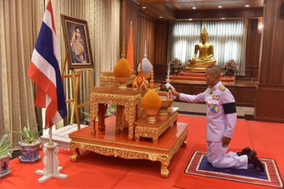 ร่วมพิธีเจริญพระพุทธมนต์และทำบุญตักบาตร ... พารามิเตอร์รูปภาพ 1
