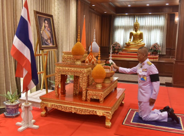 ร่วมพิธีเจริญพระพุทธมนต์และทำบุญตักบาตร ... พารามิเตอร์รูปภาพ 1