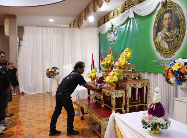 พิธีวางพานพุ่มดอกไม้สดสักการะพระราชวรวงศ์เธอ ... พารามิเตอร์รูปภาพ 14