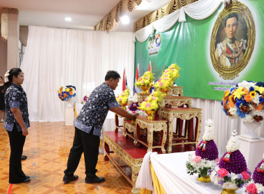 พิธีวางพานพุ่มดอกไม้สดสักการะพระราชวรวงศ์เธอ ... พารามิเตอร์รูปภาพ 22