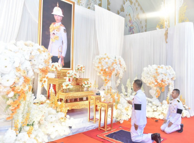ร่วมพิธีบำเพ็ญกุศลและทำบุญตักบาตร ในวาระครบ 100 วัน ... พารามิเตอร์รูปภาพ 1