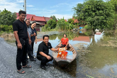 ลงพื้นที่มอบสิ่งของช่วยเหลือสมาชิกสหกรณ์การเกษตรสองพี่น้อง ... พารามิเตอร์รูปภาพ 1