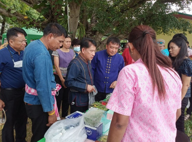 เยี่ยมชม “ตลาดเกษตรกรในสวน @ สุพรรณบุรี” พารามิเตอร์รูปภาพ 4