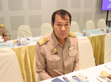 ร่วมประชุมหัวหน้าส่วนราชการจังหวัดสุพรรณบุรี ครั้งที่ ... พารามิเตอร์รูปภาพ 3