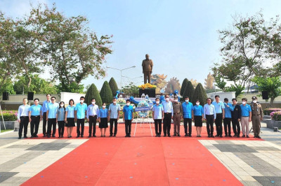 ร่วมพิธีวางพวงดอกไม้และพิธีบำเพ็ญกุศลเพื่อรำลึกถึงเกียรติคุณ ฯพณฯ บรรหาร ศิลปอาชา นายกรัฐมนตรีคนที่ 21 ... พารามิเตอร์รูปภาพ 1